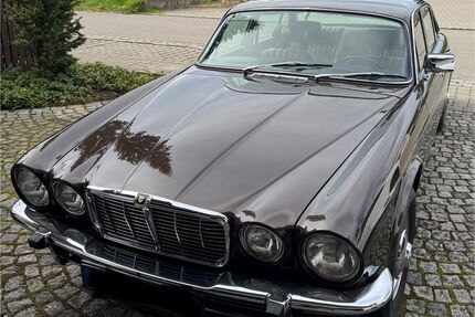 Jaguar XJ6