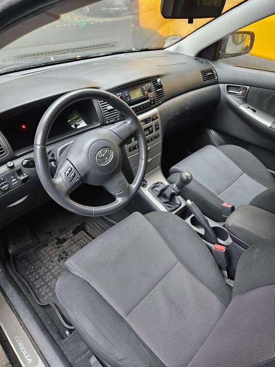 Toyota Corolla 98.580 km 6.500 € Berlin 10997