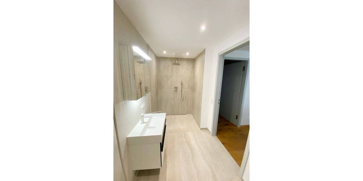 Etagenwohnung München Altstadt-Lehel - 3 Zimmer, 76 m&sup2;, 1.699.000&euro; | Angebot:26259331