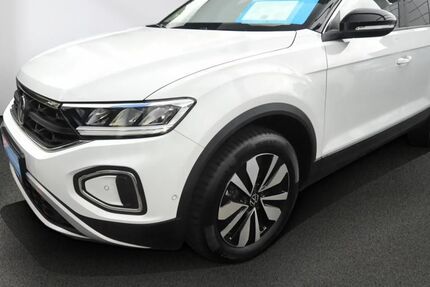 VW T-Roc 6.750 km 29.680 &euro; Lübeck 23560