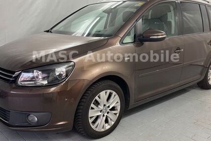 VW Touran 148.751 km 9.850 &euro; Pinneberg 25421