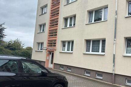 Wohnung Treuen - 3 Zimmer, 63 m&sup2;, 50.000&euro; | Angebot:27428070
