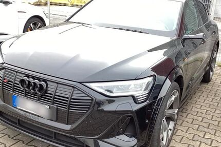 Audi e-tron 47.757 km 46.890 &euro; Malchin 17139
