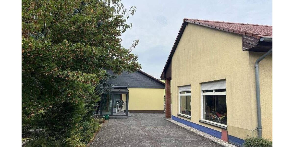 Einfamilienhaus + Geschäftshaus in beliebter Wohnlage in Lübben 3 zimmer