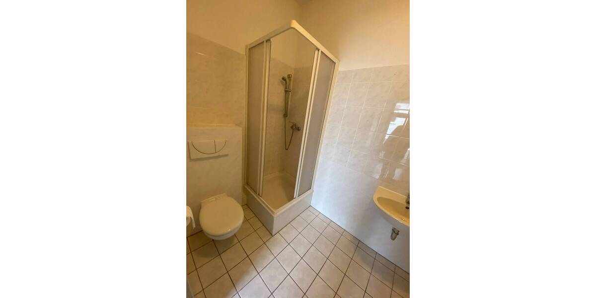 Etagenwohnung Halle Innenstadt - 2 Zimmer, 51 m&sup2;, 435&euro; | Angebot:26434538