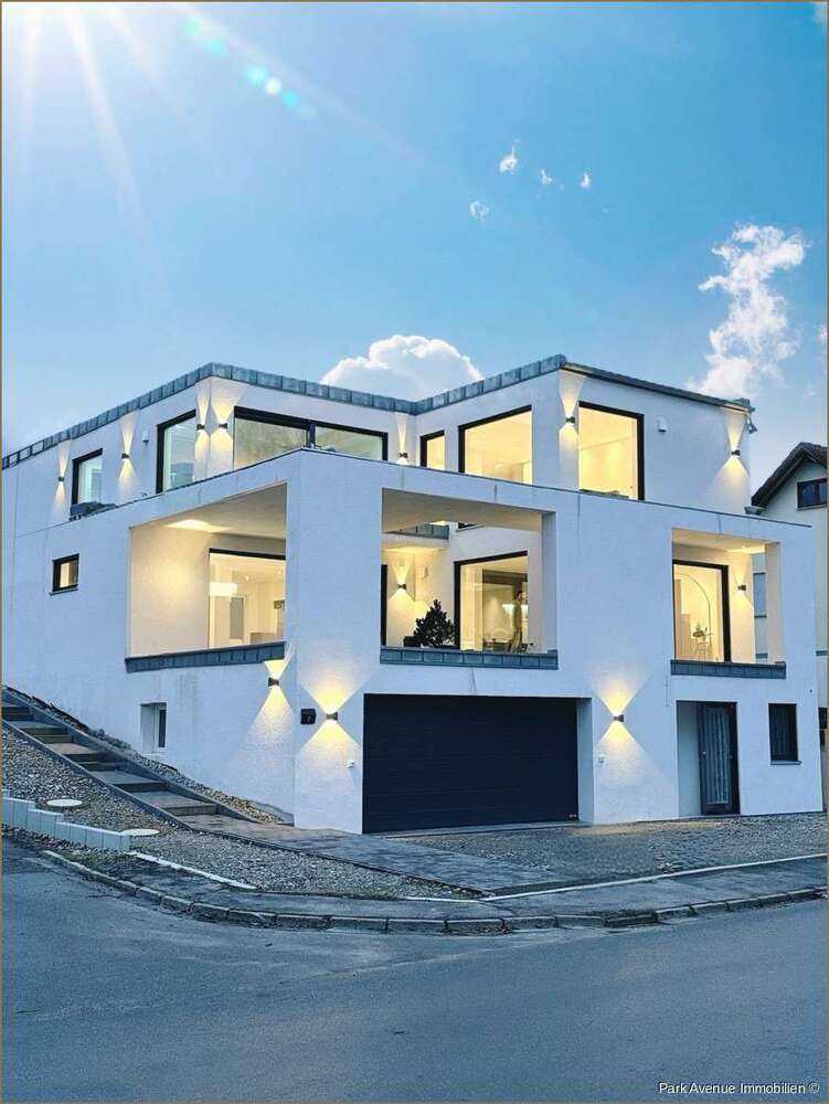 Haus zum Kaufen in Friedberg 1.450.000 € 329.5 m²