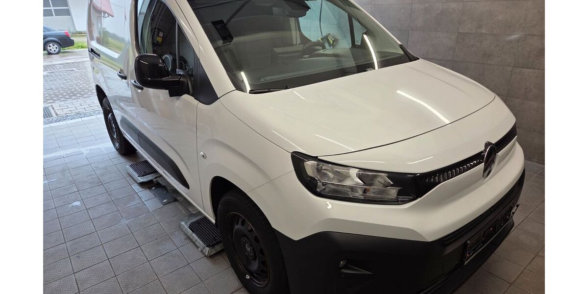 Citroen Berlingo 35.600 km 20.890 &euro; Hohenbrunn 85662