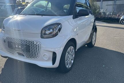 Smart ForTwo 8.750 km 9.999 € Lübeck 23554