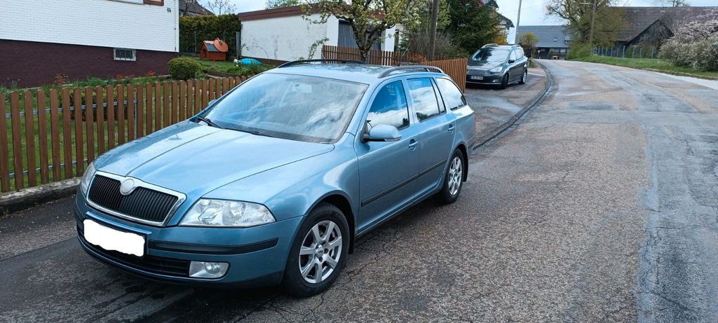 Skoda Octavia 250.000 km 1.800 &euro; Alpirsbach 72275