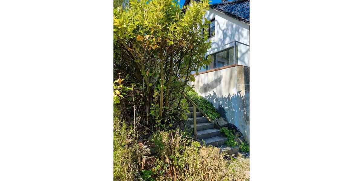 Erdgeschoßwohnung Flensburg Altstadt - 3 Zimmer, 100 m&sup2;, 1.150&euro; | Angebot:26412550