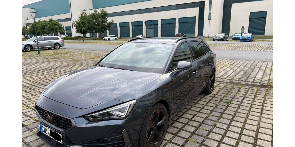 Cupra Leon 55.000 km 22.990 &euro; Dresden 01099