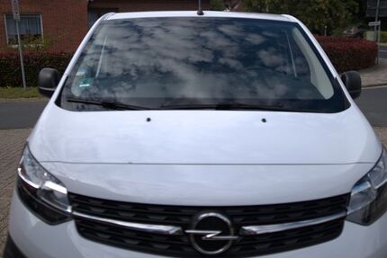 Opel Vivaro 26.516 km 19.000 € Holtland 26835