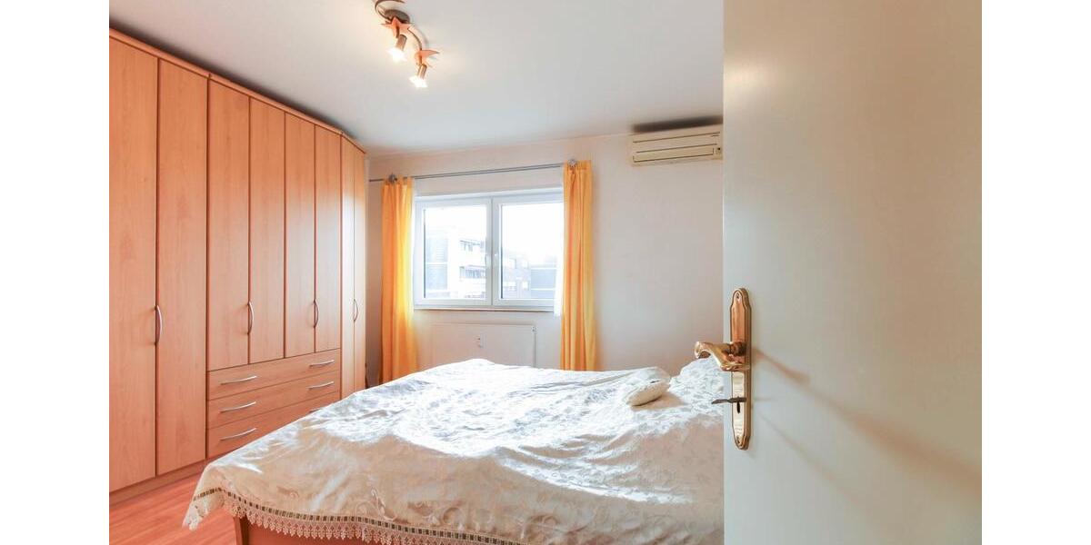 Etagenwohnung Ludwigshafen am Rhein - 3 Zimmer, 108 m&sup2;, 990&euro; | Angebot:26026869