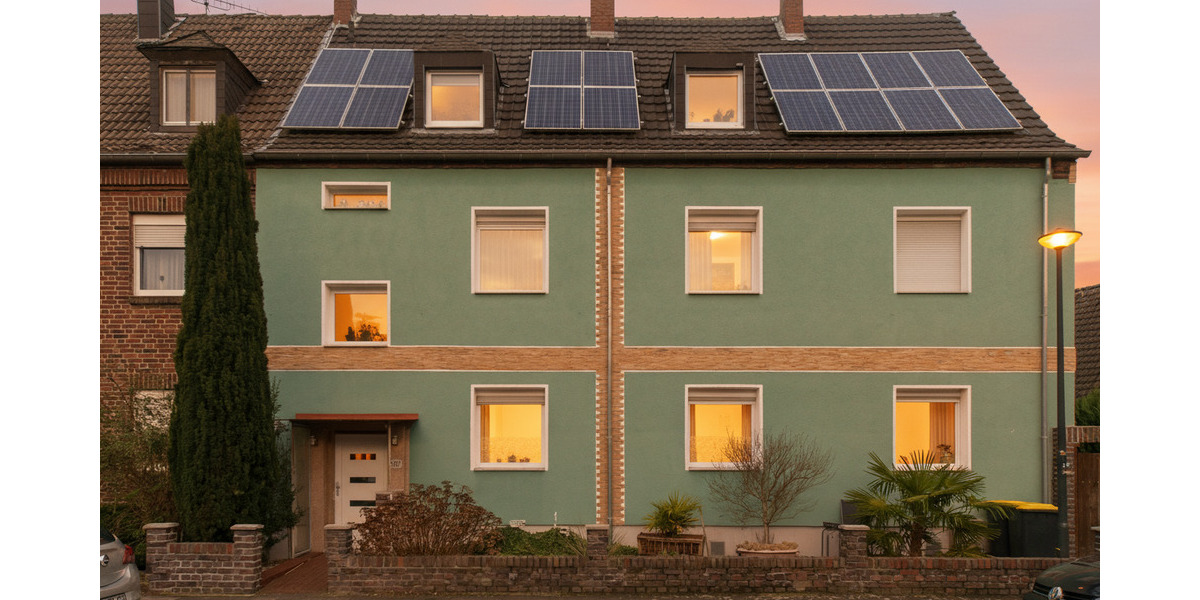 St. Tönis: Zweifamilienhaus - provisionsfrei! 7 zimmer