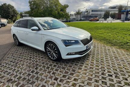 Skoda Superb 150.000 km 17.500 € Fellbach 70736