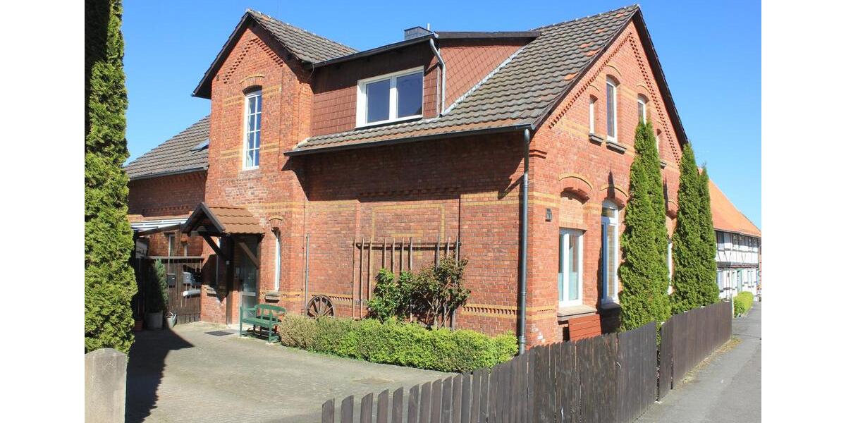 Mehrfamilienhaus, Wohnhaus Northeim - 9.5 Zimmer, 200 m&sup2;, 395.000&euro; | Angebot:26482385