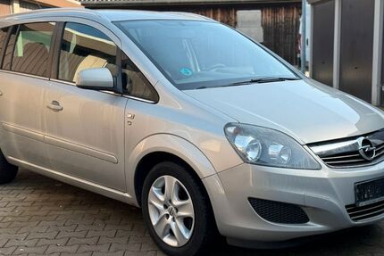 Opel Zafira 173.354 km 2.600 &euro; Frankfurt Am Main 60386