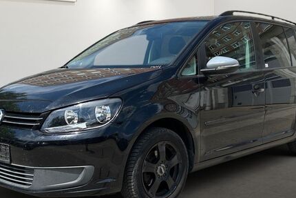 VW Touran 237.379 km 3.499 &euro; Berlin 12681