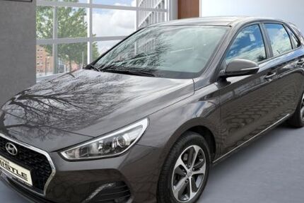 Hyundai i30 93.009 km 9.985 &euro; Augsburg 86165