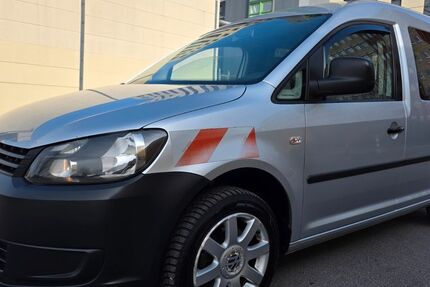 VW Caddy 331.837 km 4.390 &euro; Berlin 13055