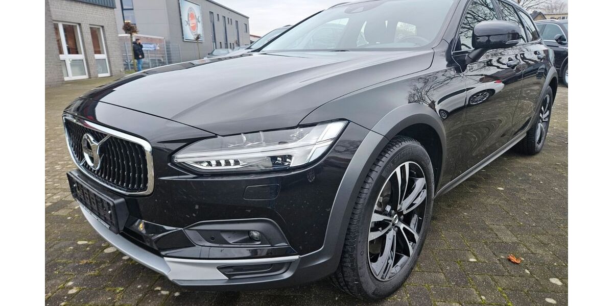 Volvo V90 Cross Country 78.106 km 36.690 &euro; Recke 49509