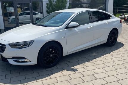 Opel Insignia 135.500 km 11.999 &euro; Urbach (30km östlich von Stuttgart) 73660