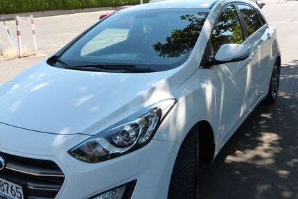 Hyundai i30 76.000 km 9.200 &euro; Göttingen 37083