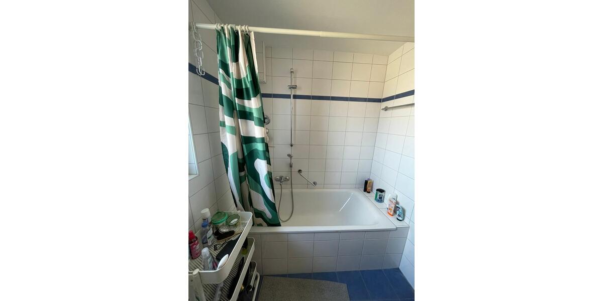 Dachgeschoßwohnung Mannheim Herzogenried - 28 Zimmer, 78 m&sup2;, 400&euro; | Angebot:25973925