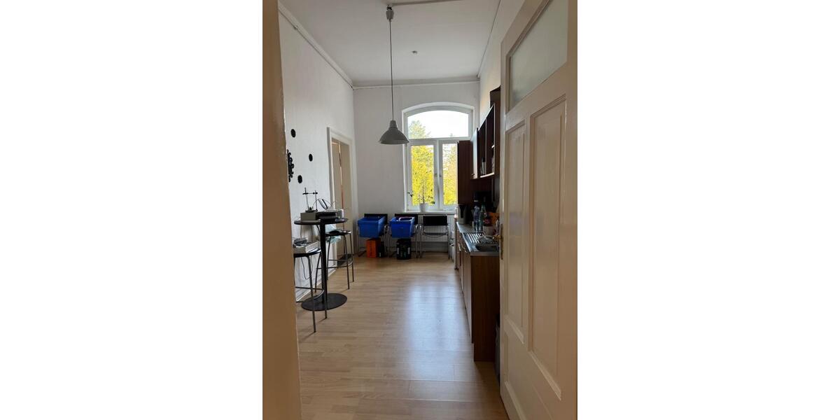 Etagenwohnung Nienburg (Weser) - 6 Zimmer, 186 m&sup2;, 325&euro; | Angebot:26058537