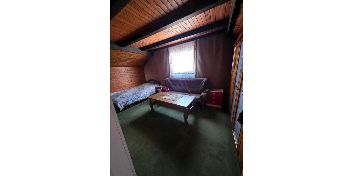 Reihenhaus Neutraubling - 7 Zimmer, 170 m&sup2;, 479.000&euro; | Angebot:26803619