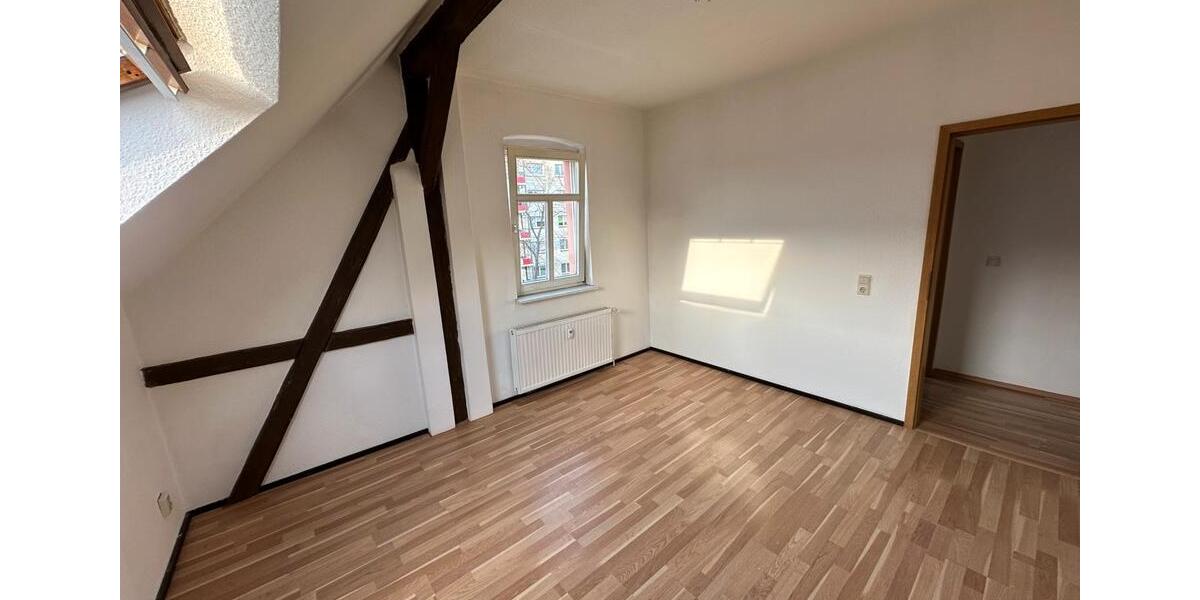 Dachgeschoßwohnung Meuselwitz - 3 Zimmer, 48 m&sup2;, 280&euro; | Angebot:25751005