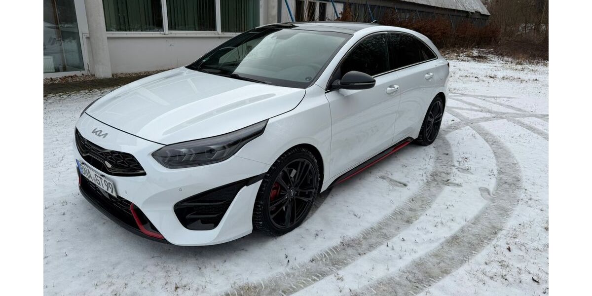 Kia pro ceed / ProCeed 30.500 km 29.990 &euro; Altenburg 04600