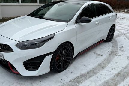 Kia pro ceed / ProCeed 33.000 km 28.990 &euro; Altenburg 04600