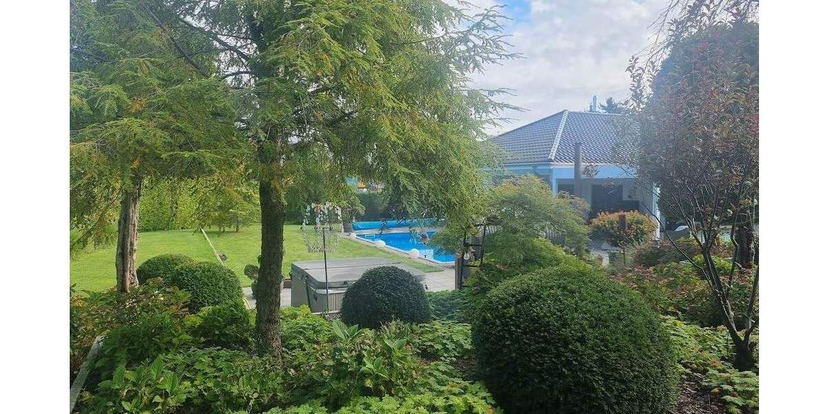 Einfamilienhaus Neuruppin - 6 Zimmer, 258 m&sup2;, 995.000&euro; | Angebot:25302724