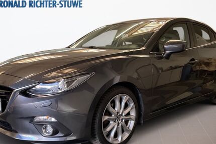 Mazda 3 132.386 km 9.999 &euro; Hamburg 22087