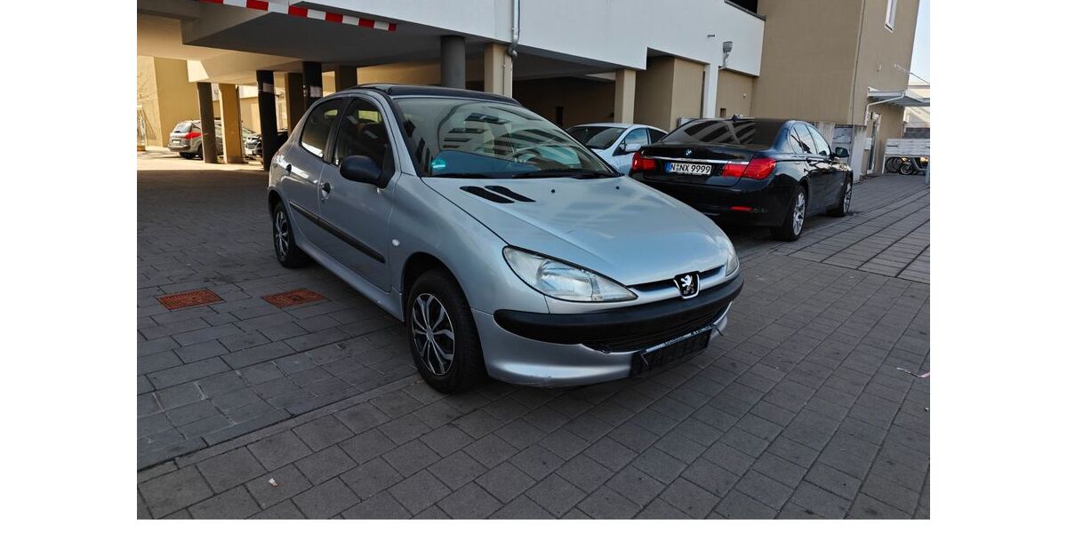 Peugeot 206 174.000 km 1.400 &euro; Nürnberg 90439