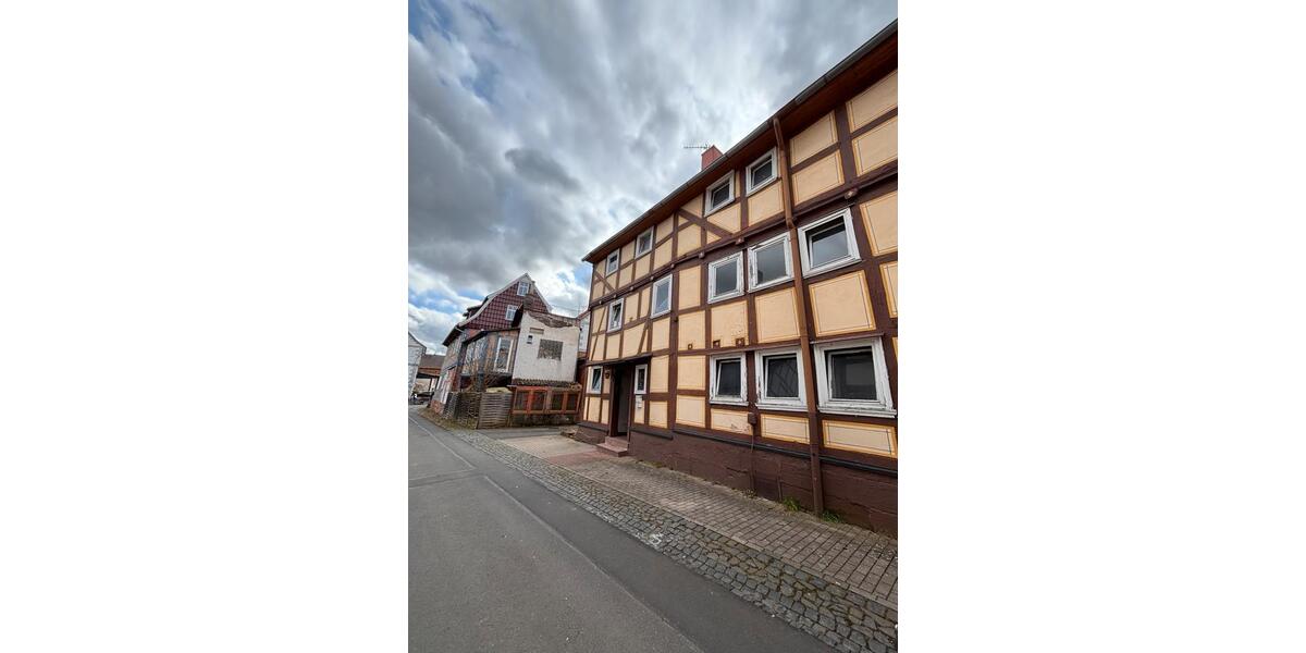 Doppelhaushälfte Rauschenberg - 5 Zimmer, 150 m&sup2;, 55.000&euro; | Angebot:26994055