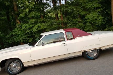 Lincoln Town Car 103.700 km 10.500 € Lößnitz 08294