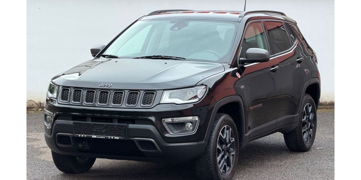 Jeep Compass 189.000 km 10.999 &euro; Völklingen 66333