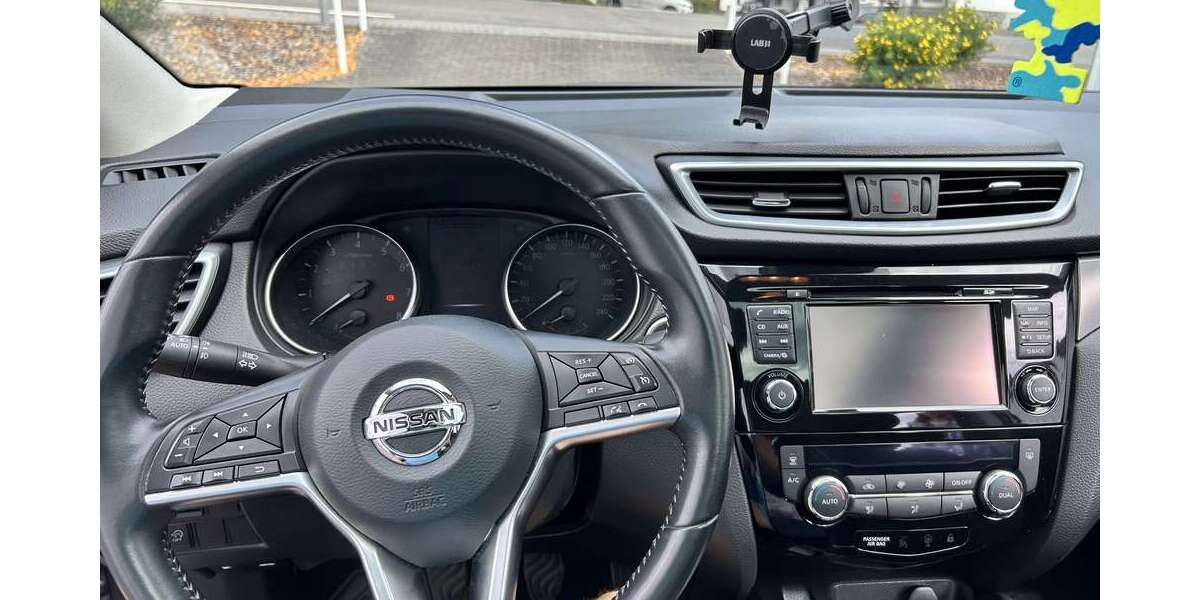 Nissan Qashqai 106.000 km 14.500 &euro; Herschbach 56249