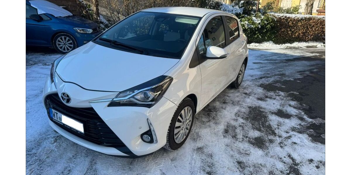 Toyota Yaris 48.900 km 11.700 &euro; Wehr 79664