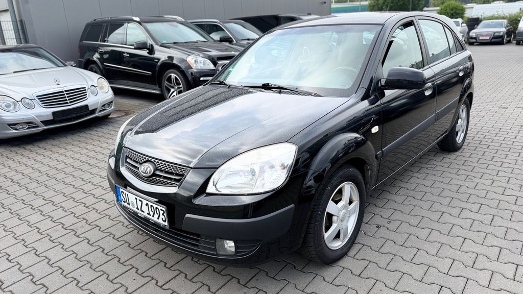 Kia Rio 245.000 km 1.999 &euro; Troisdorf (10 km Köln-Bonn Airport) 53842