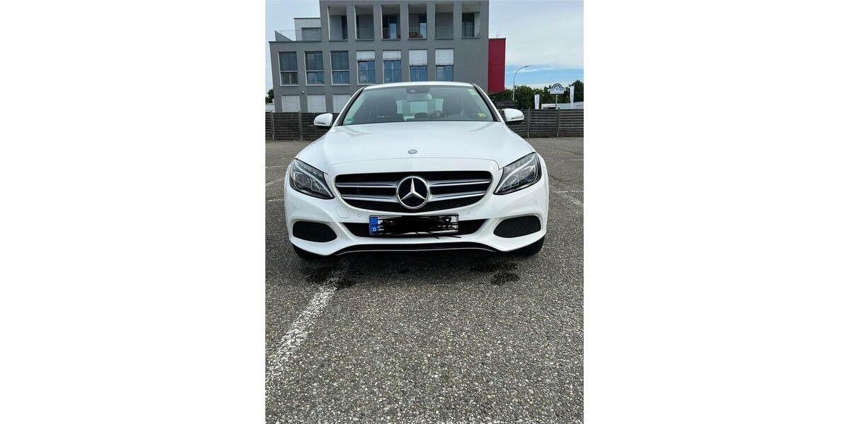 Mercedes-Benz C 200 98.000 km 17.000 € Gundelfingen 79194