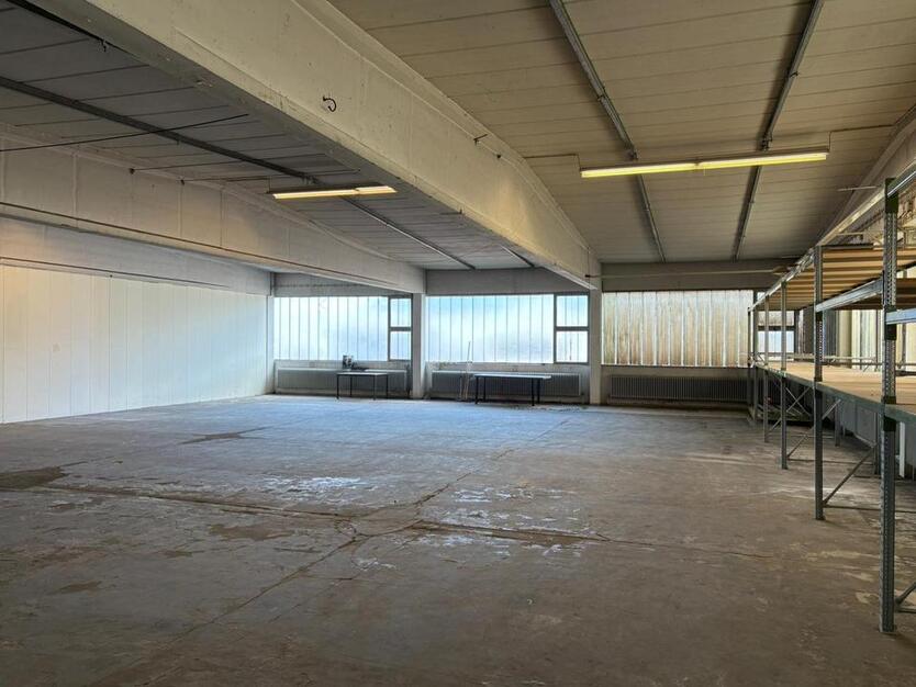 Vermietung Lagerhalle in SB-Klarenthal zimmer