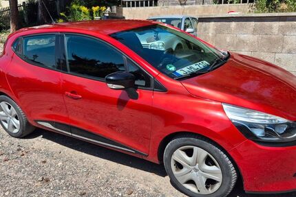 Renault Clio 98.000 km 4.900 &euro; Bad Klosterlausnitz 07639