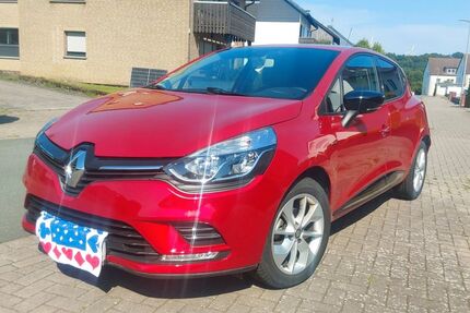 Renault Clio 13.000 km 12.999 &euro; Lemgo 32657