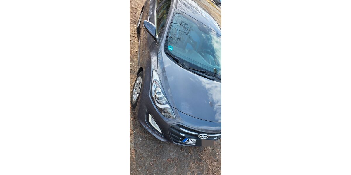 Hyundai i30 48.500 km 8.500 &euro; Kassel 34123