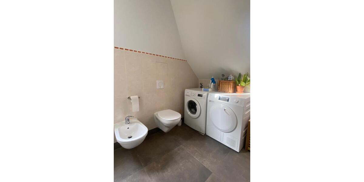 Dachgeschoßwohnung Dresden Neustadt - 5 Zimmer, 180 m&sup2;, 900.000&euro; | Angebot:25611802