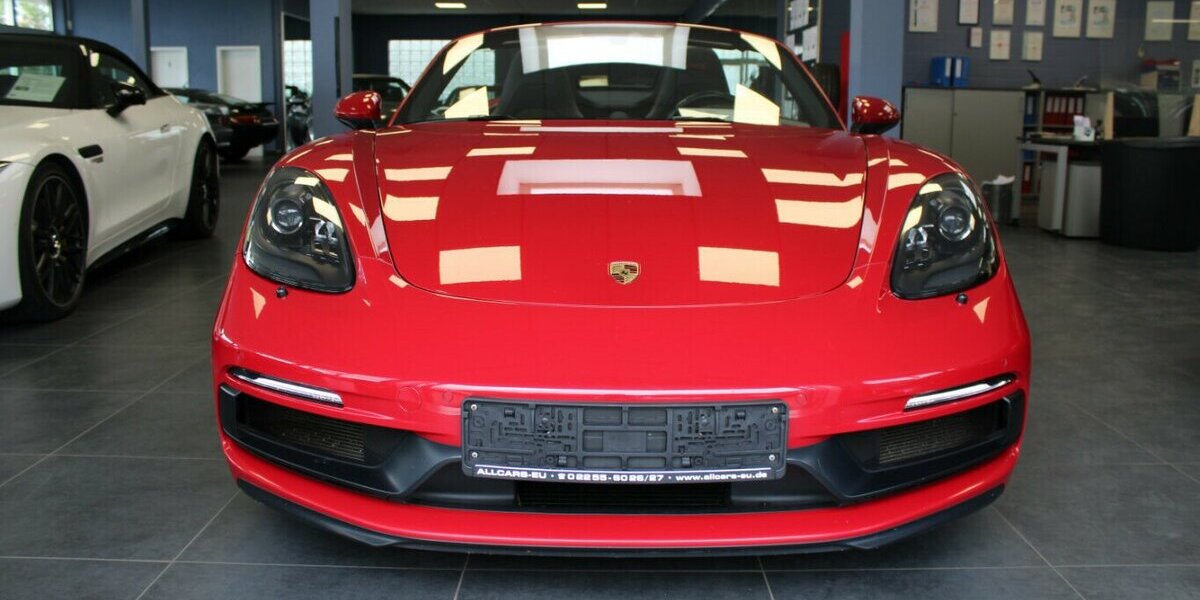 Porsche 718 Boxster GTS Sport-/AGA/Chrono/Design 73.299 km 61.480 € Euskirchen 53881