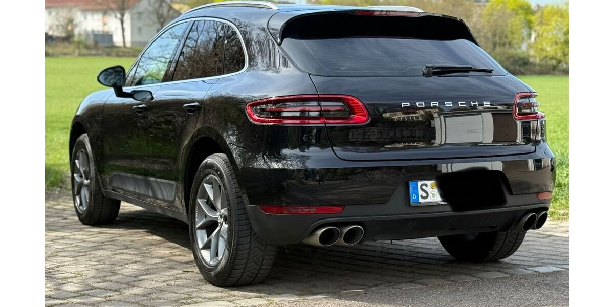 Porsche Macan 89.000 km 39.900 &euro; Stuttgart 70499